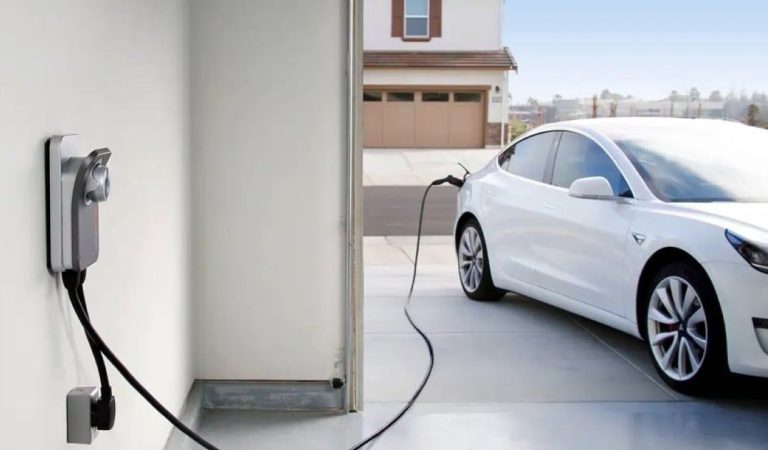 Huawei yeni elektrikli araba şarj aygıtını tanıttı, yalnızca 15 dakika