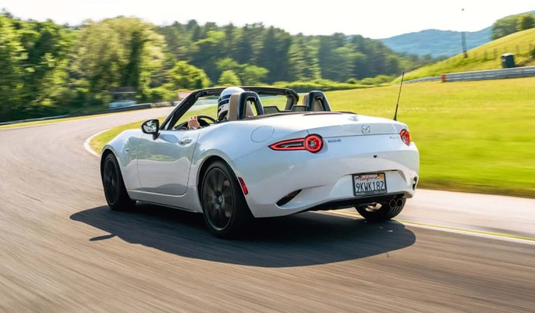 Mazda, arıza nedeniyle MX-5 teslimatlarını durduruyor